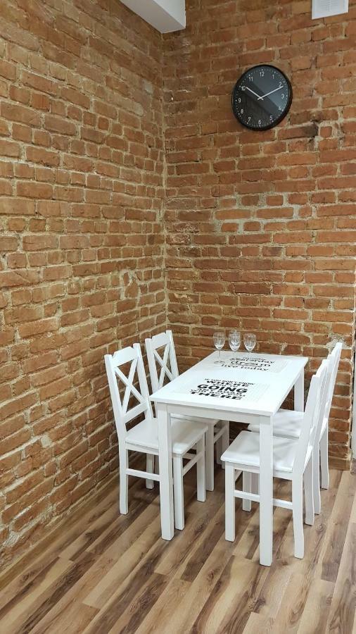 Apartament Nr 15 - 2 Pokoje Z Prywatnymi Lazienkami Centrum Poznan Luaran gambar
